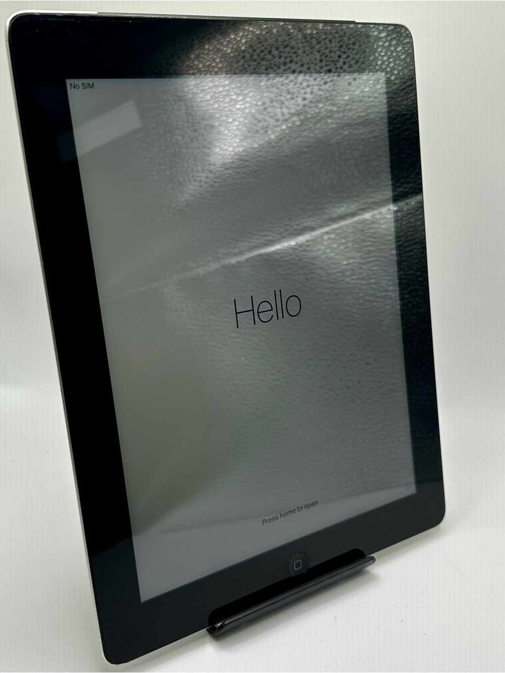 Apple iPad 4th Gen A1459 32GB Wi-Fi + Cellular , 9.7in Silver & Black w Charger